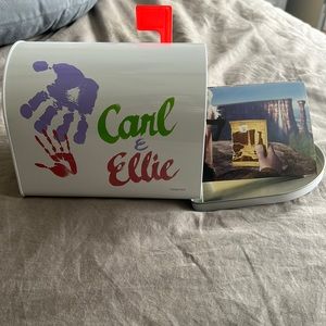 Disney Pixar UP! Carl & Ellie Mail box